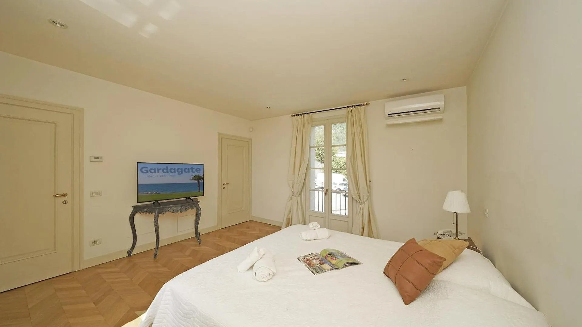 Villa San Carlo - Gardagate Roe Italy
